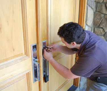 Golden Locksmith Services Santa Monica, CA 310-975-3525 Golden Locksmith Services Santa Monica, CA 310-975-3525 - 10-House-Locksmith
