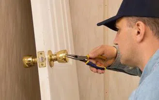 Golden Locksmith Services Santa Monica, CA 310-975-3525 Golden Locksmith Services Santa Monica, CA 310-975-3525 - 2-Cheap-Locksmith